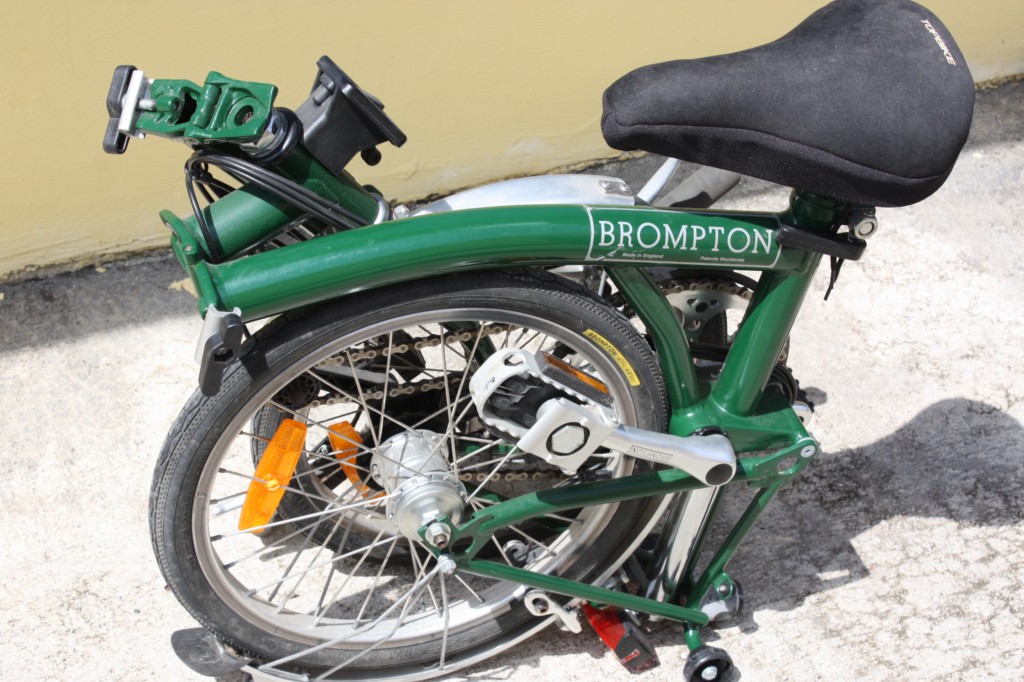 Logo Rétro Avant Vélo Brompton en Métal pour cadre Collection